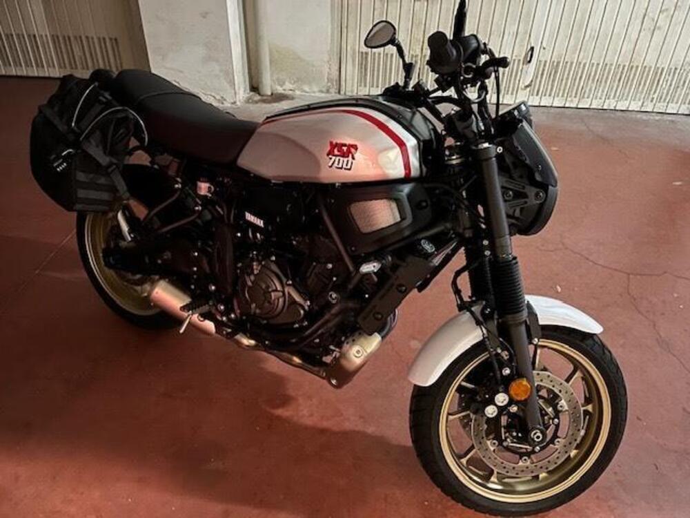 Yamaha XSR 700 XTribute (2022 - 24) (3)