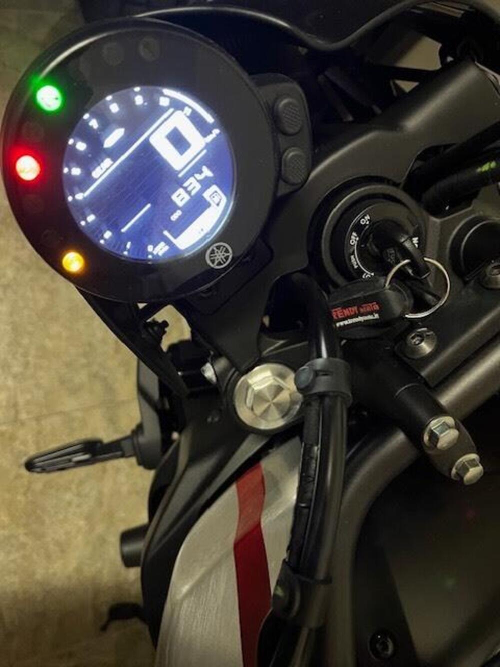 Yamaha XSR 700 XTribute (2022 - 24) (5)