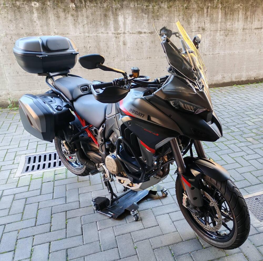 Ducati Multistrada V4 S Grand Tour (2024) (2)