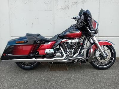 Harley-Davidson 117 Street Glide (2021) - FLHXSE usata