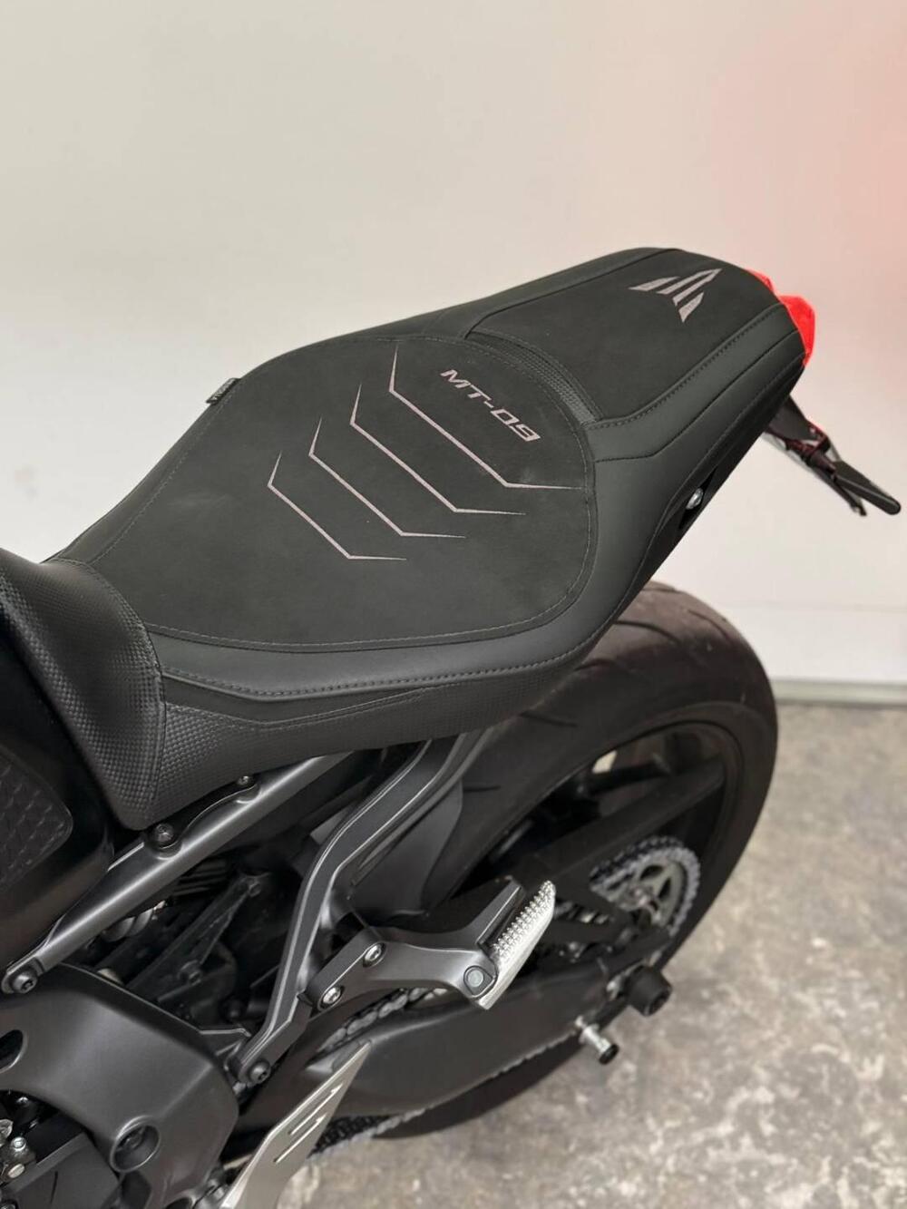 Yamaha MT-09 (2021 - 23) (9)
