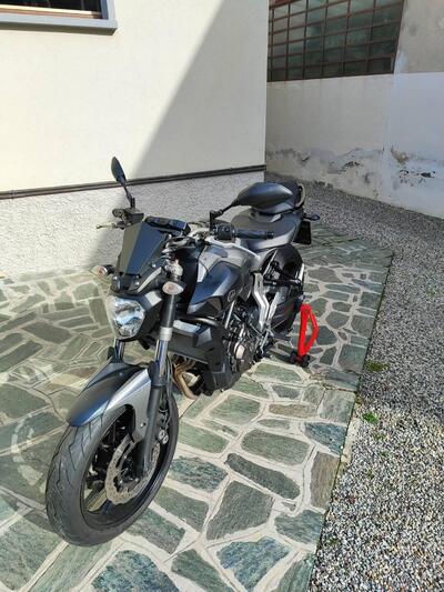 Yamaha MT-07 ABS (2014 - 16) usata