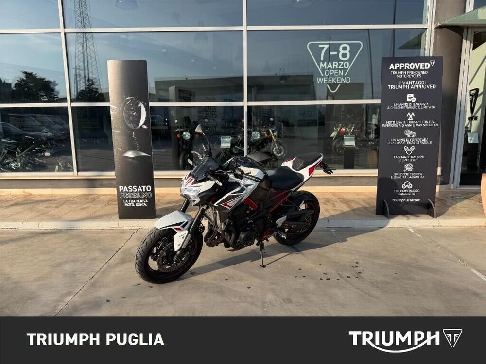 Kawasaki Z 900 (2021 - 24) (3)