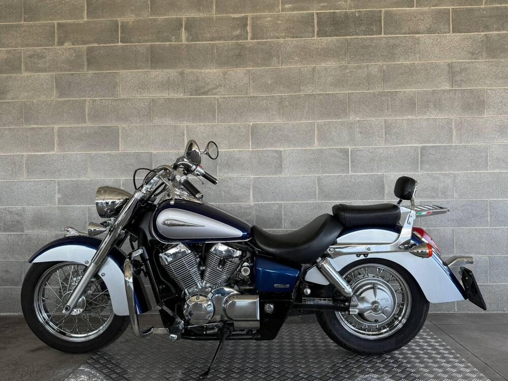 Honda VT 750 C Shadow Classic (3)