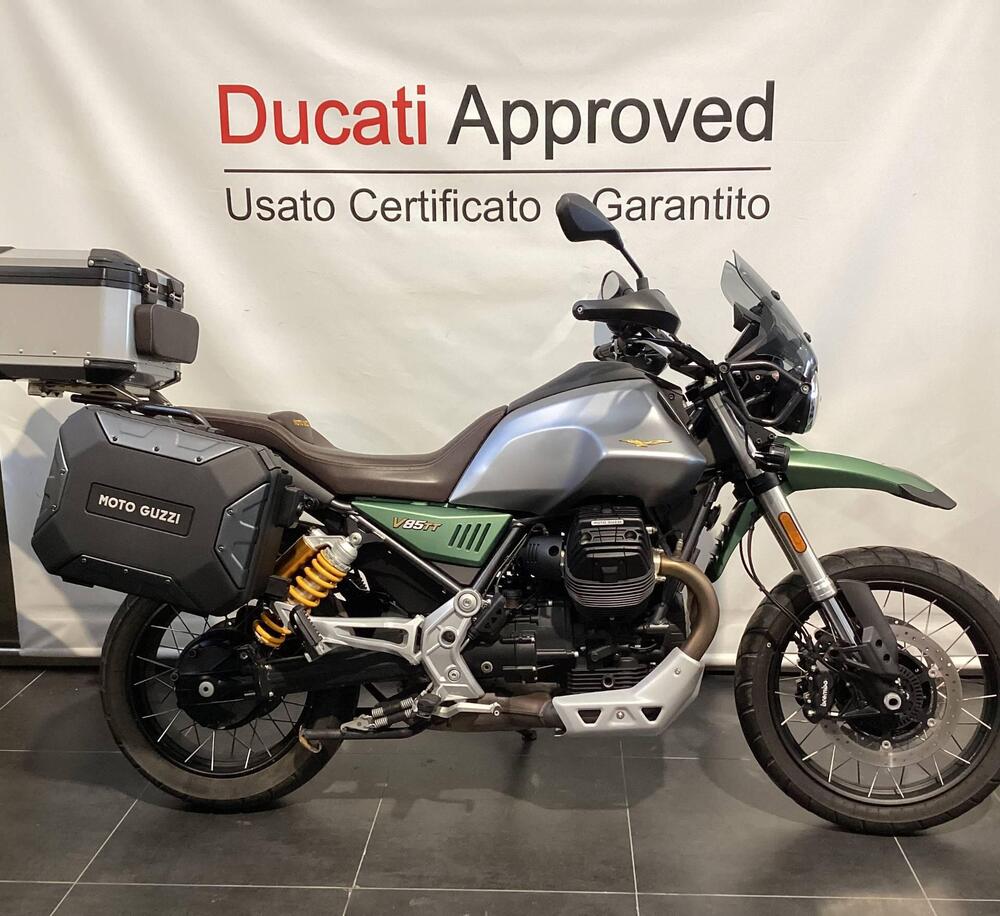 Moto Guzzi V85 TT Centenario (2021 - 22)