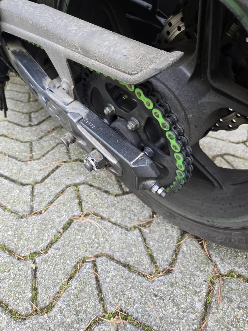 Kawasaki Z 800 (2012 - 13) (4)