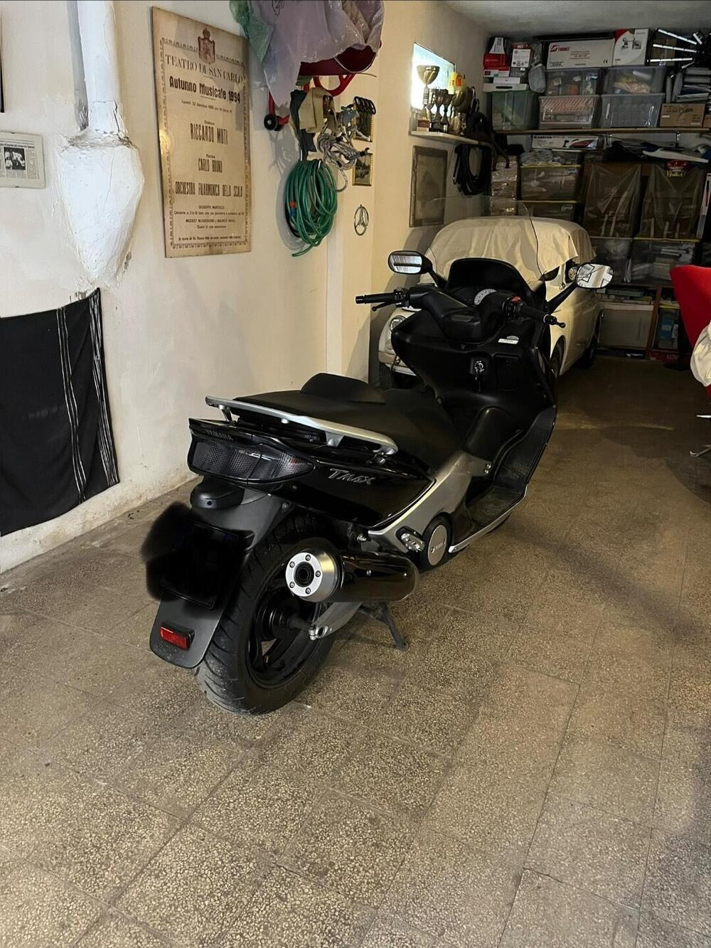 Yamaha T-Max 500 (2001 - 03) (6)