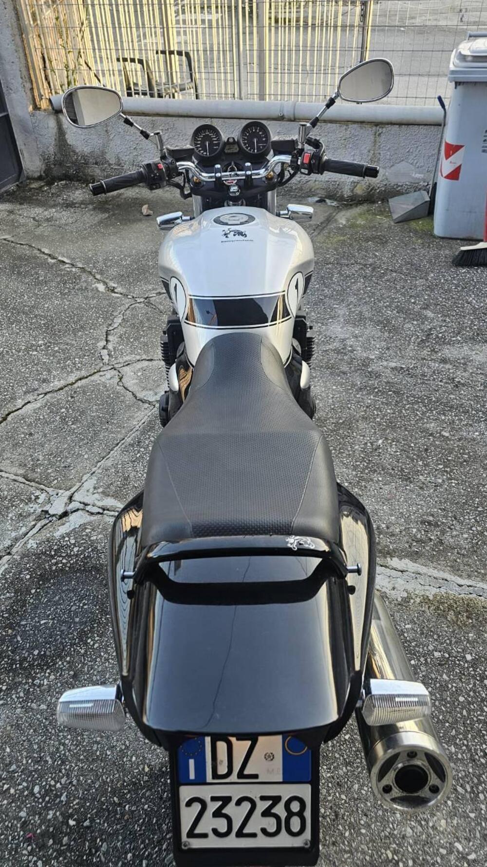 Yamaha XJR 1300 (2006 - 14) (2)