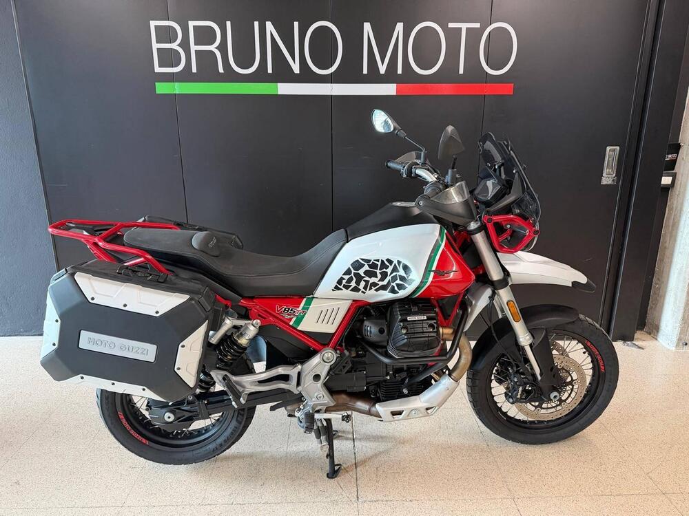 Moto Guzzi V85 TT Evocative Graphics (2019 - 20)