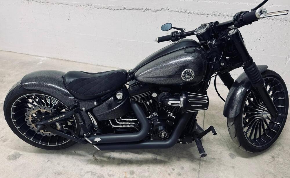 Harley-Davidson Breakout (2021 - 22) (5)