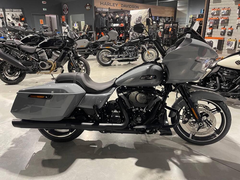 Harley-Davidson Road Glide (2024 - 26)