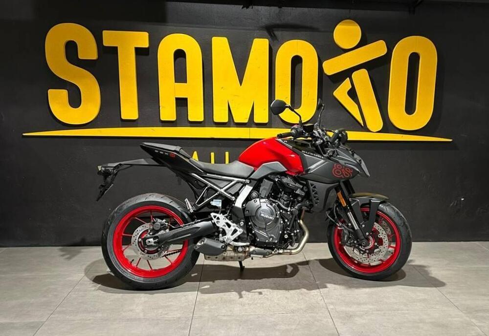 Suzuki GSX-8S (2025 - 26)