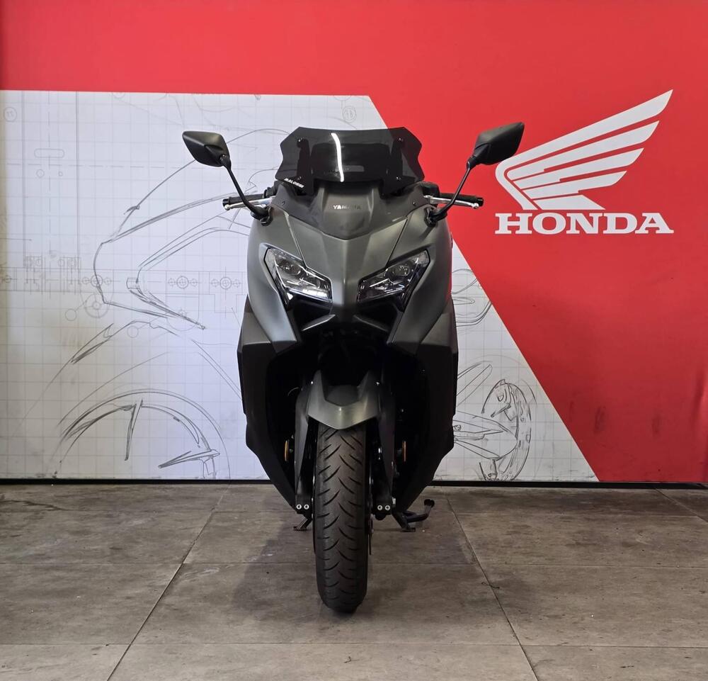 Yamaha T-Max 560 (2025 - 26) (3)