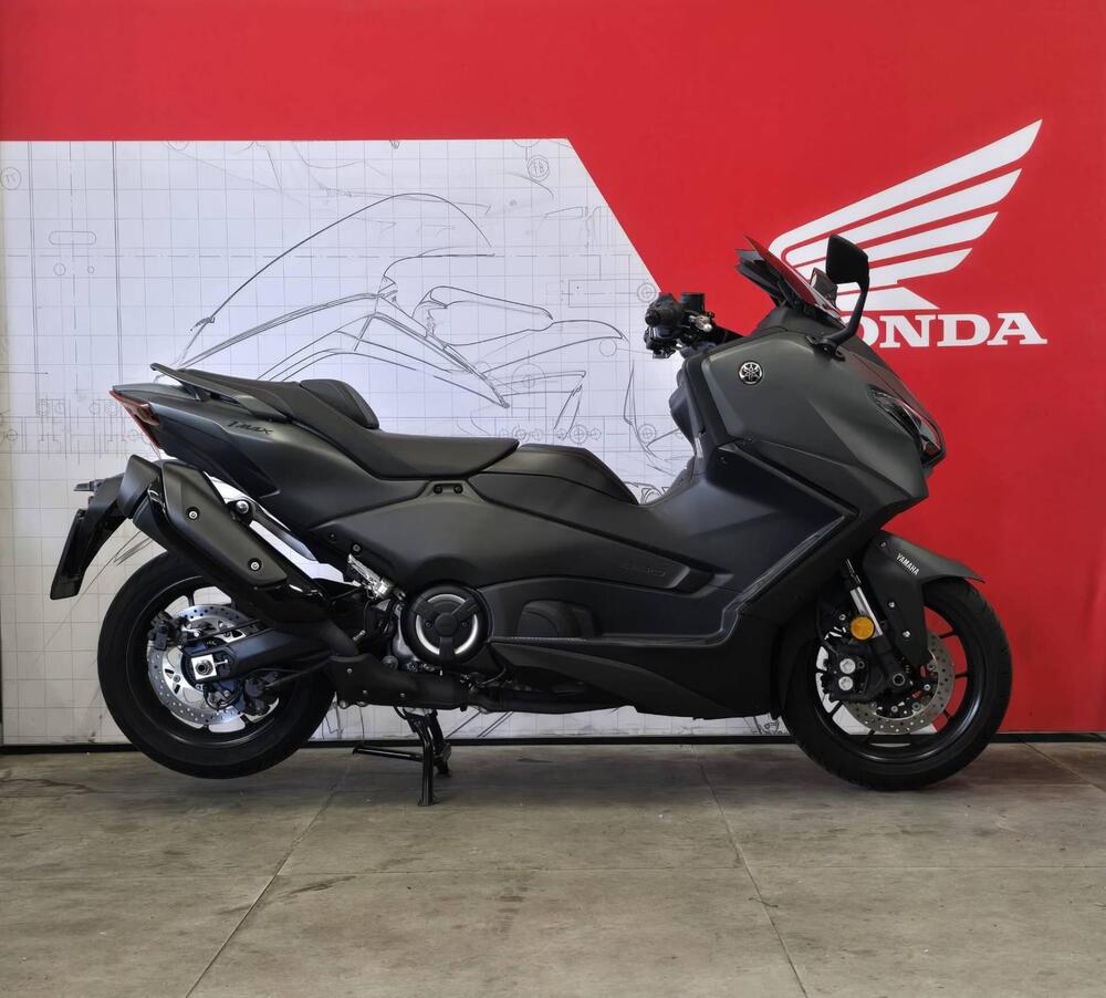 Yamaha T-Max 560 (2025 - 26) (2)