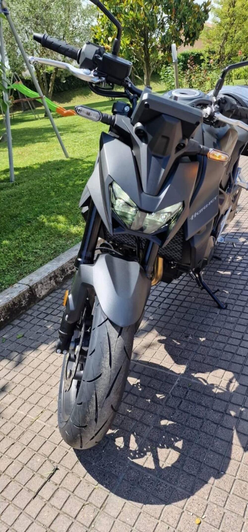 Honda CB 750 Hornet (2025) (3)