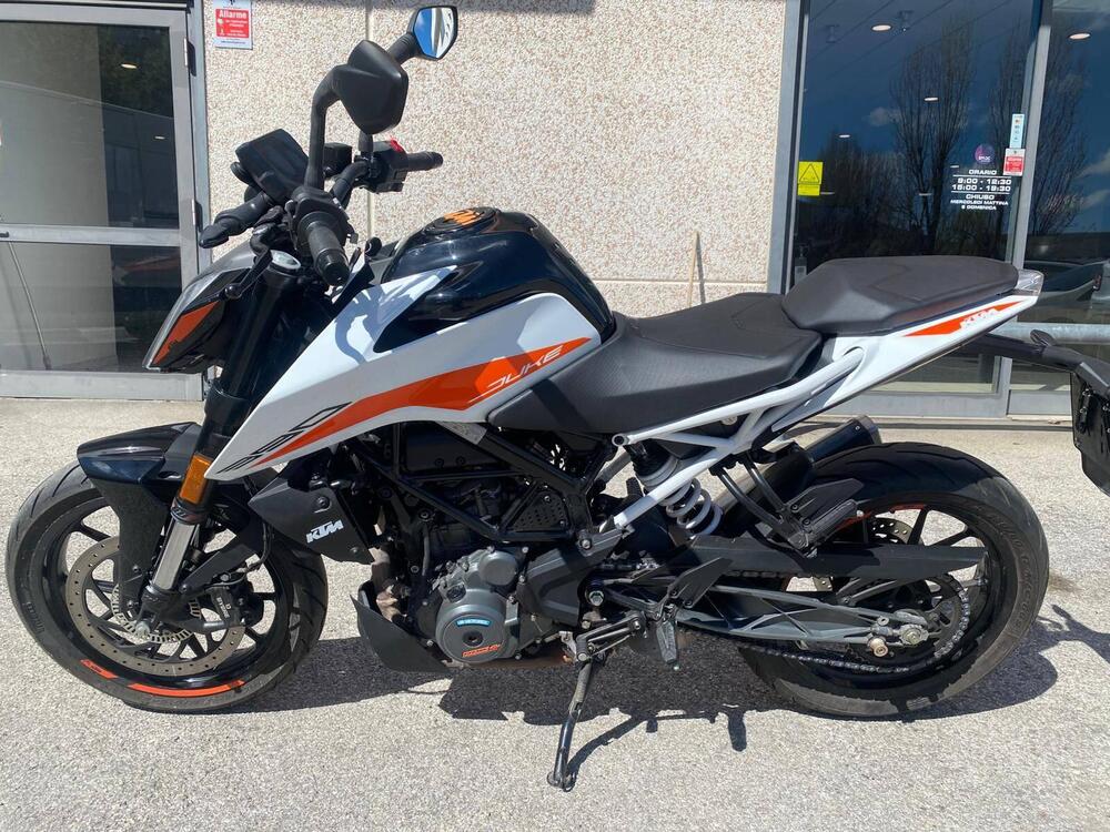 KTM 390 Duke (2021 - 23)