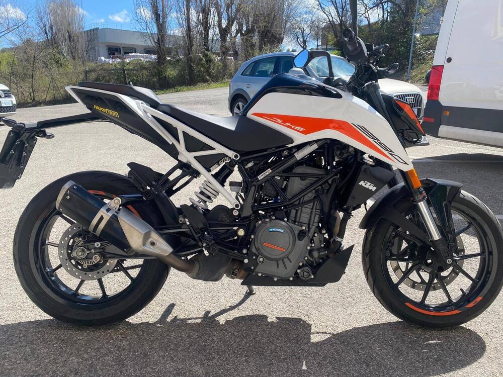 KTM 390 Duke (2021 - 23) (2)