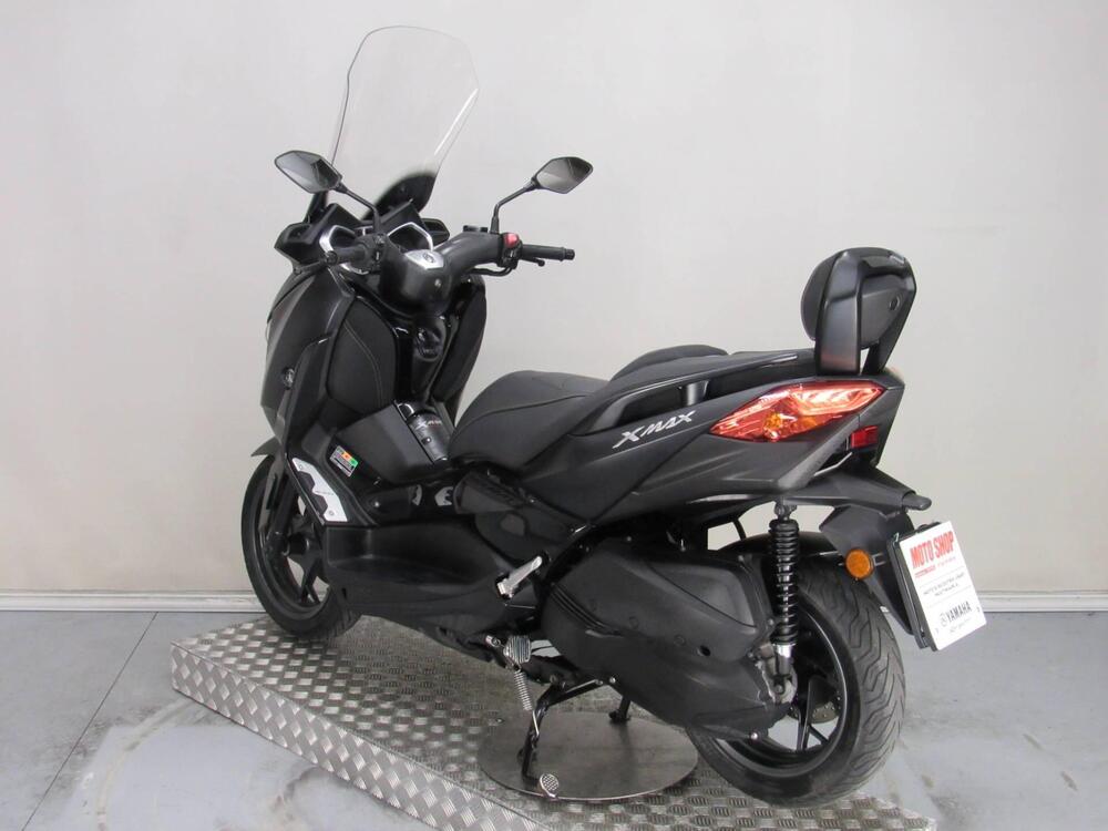 Yamaha X-Max 300 Iron Max (2019 - 20) (6)