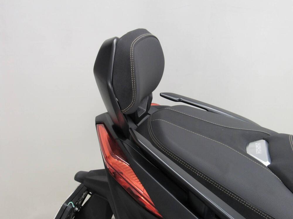 Yamaha X-Max 300 Iron Max (2019 - 20) (10)