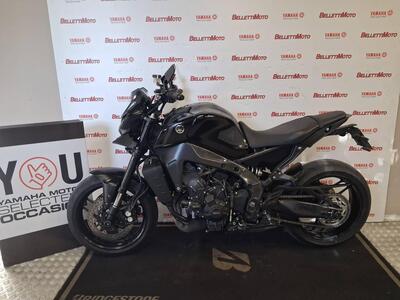 Yamaha MT-09 (2021 - 23) usata