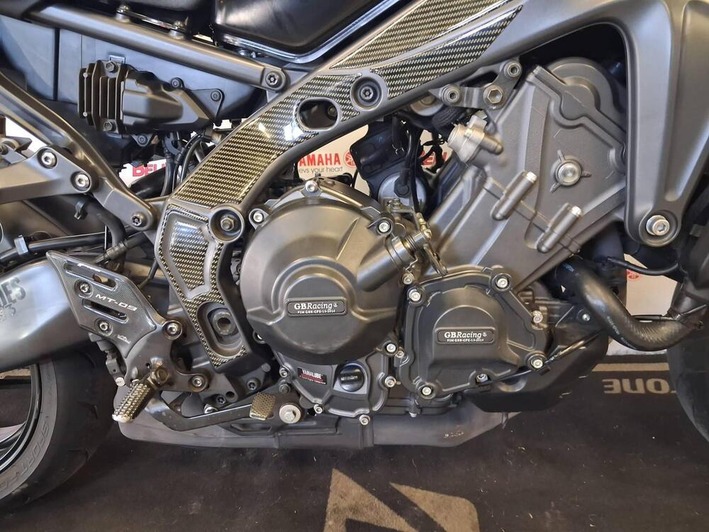 Yamaha MT-09 (2021 - 23) (3)