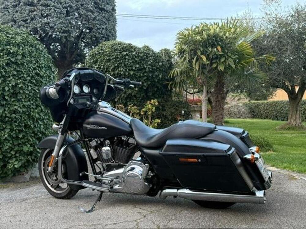 Harley-Davidson 1584 Street Glide (2008 - 10) - FLHX (3)