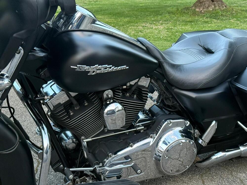 Harley-Davidson 1584 Street Glide (2008 - 10) - FLHX (5)