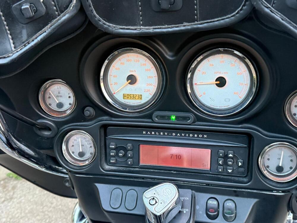 Harley-Davidson 1584 Street Glide (2008 - 10) - FLHX (13)