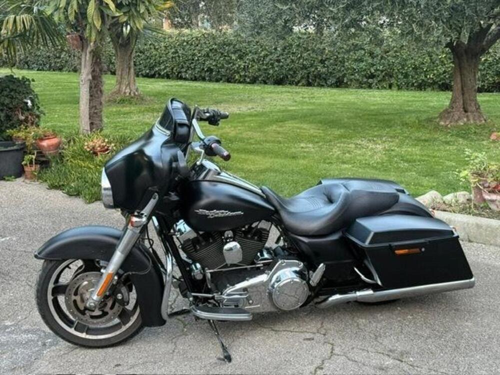 Harley-Davidson 1584 Street Glide (2008 - 10) - FLHX (16)
