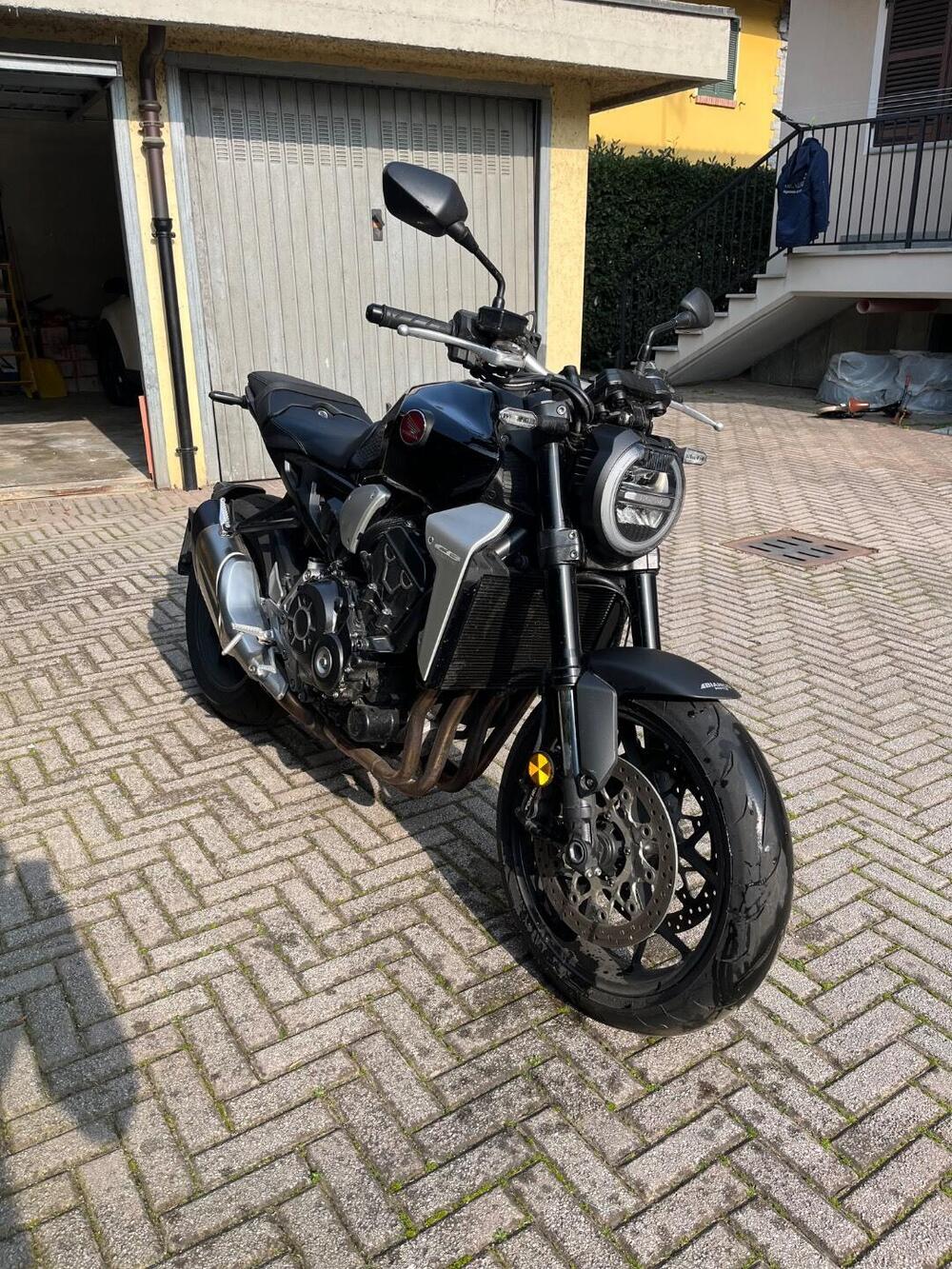 Honda CB 1000 R + Neo Sport Cafè (2019 - 20) (3)