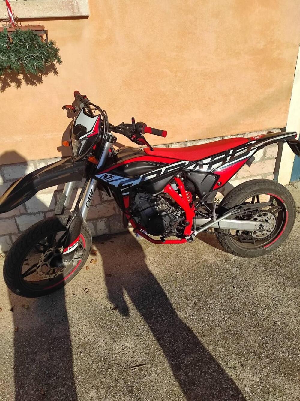 Betamotor RR 125 4T Motard LC (2021 - 23) (2)