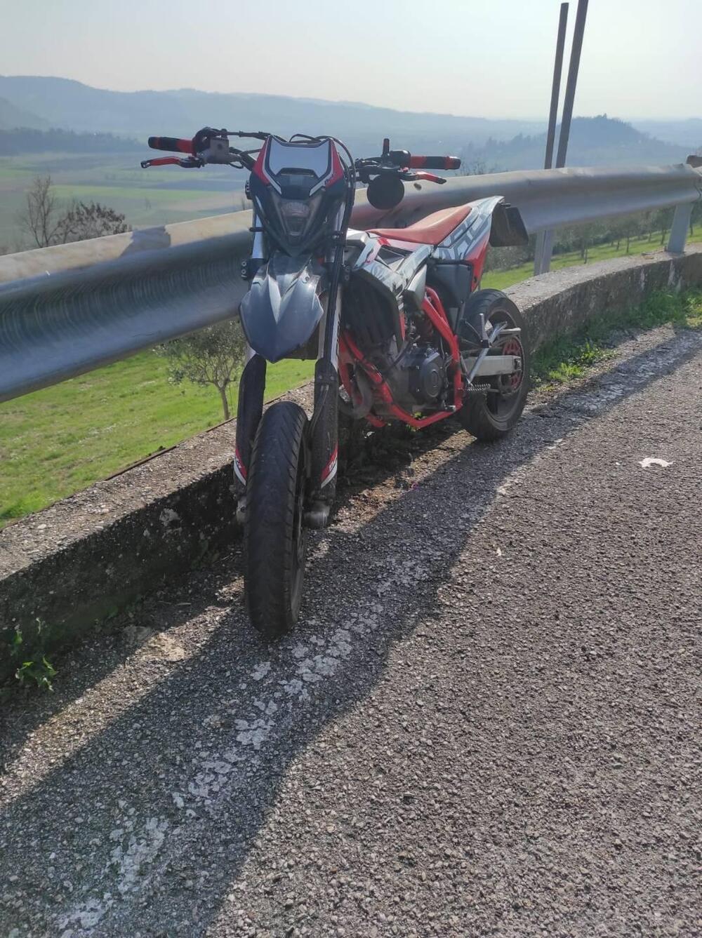 Betamotor RR 125 4T Motard LC (2021 - 23) (5)