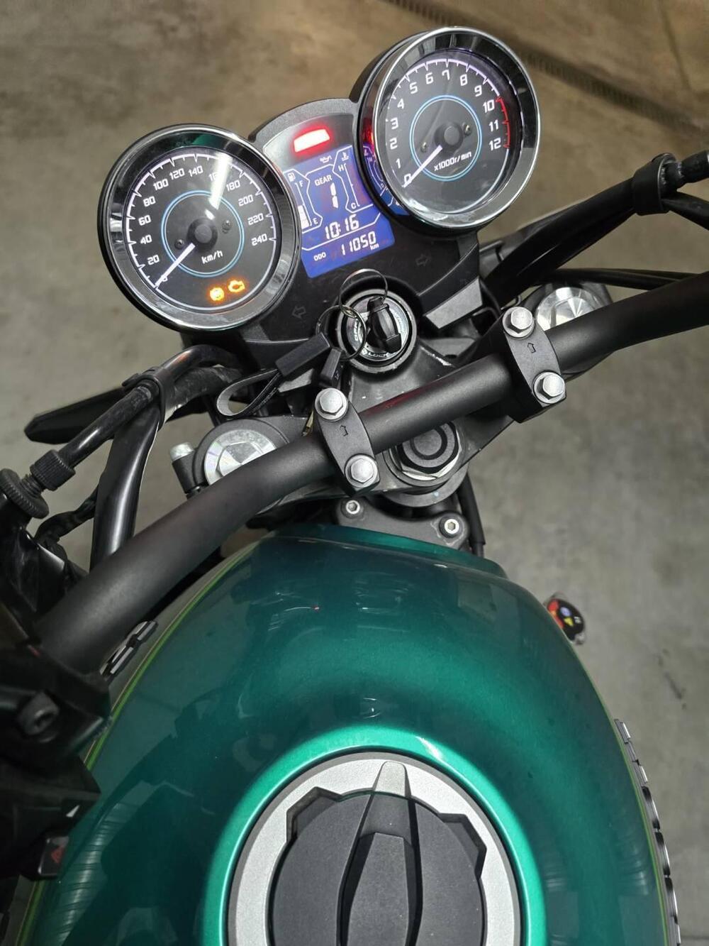 Kawasaki Z 650 RS (2022 - 24) (5)