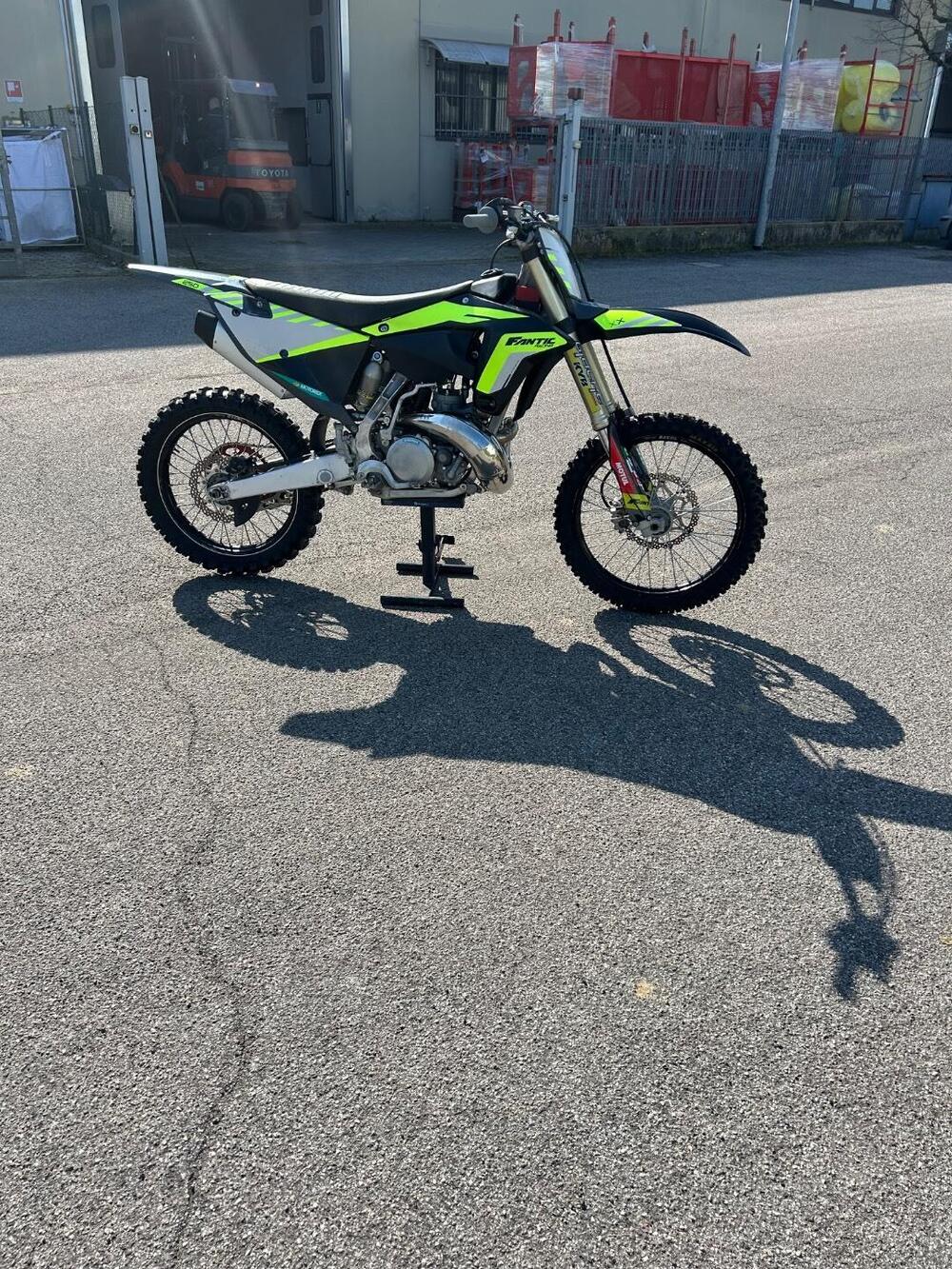 Fantic Motor XX 250 2T (2023) (7)