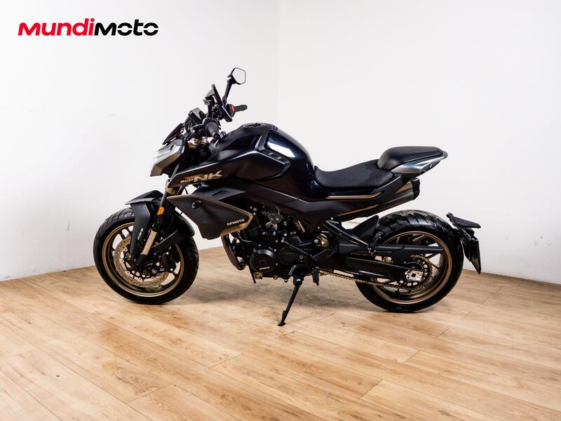 CFMOTO 800NK Sport (2023 - 26) (6)