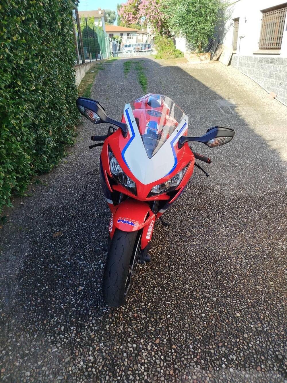 Honda CBR 1000 RR Fireblade (2012 - 16)