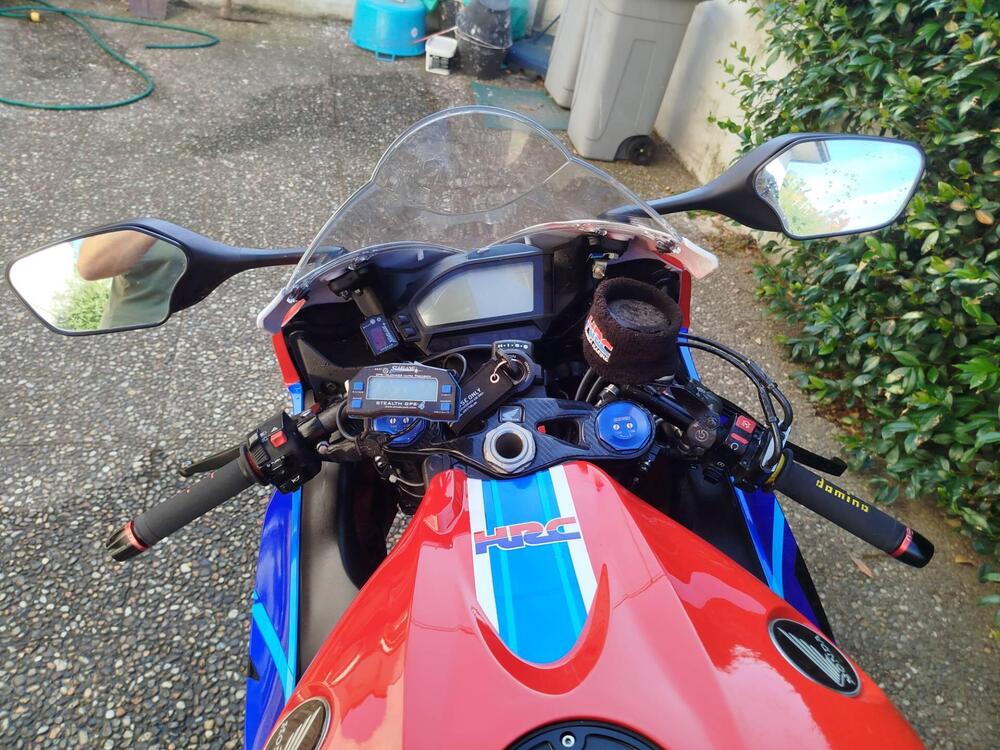 Honda CBR 1000 RR Fireblade (2012 - 16) (5)