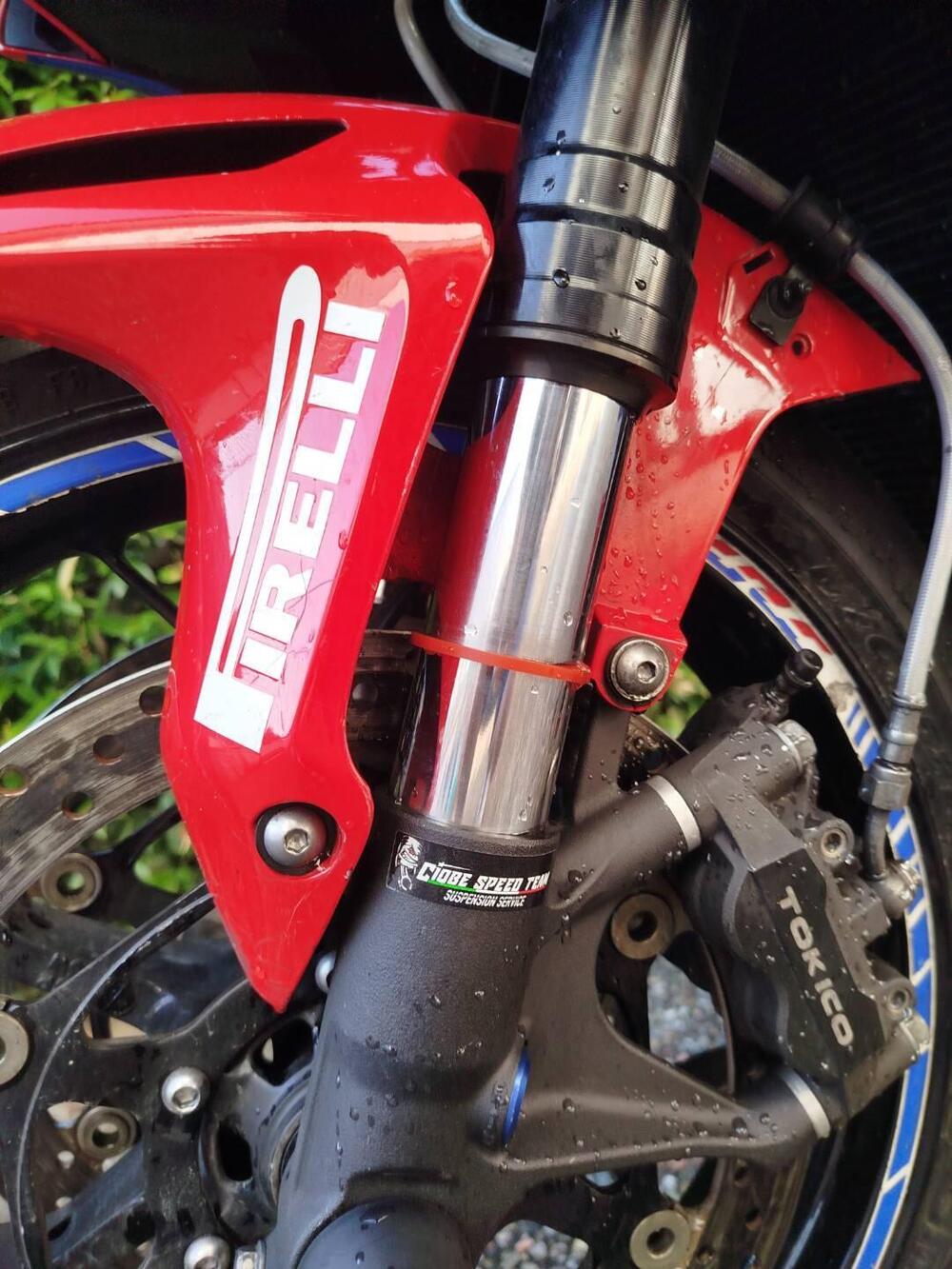 Honda CBR 1000 RR Fireblade (2012 - 16) (11)