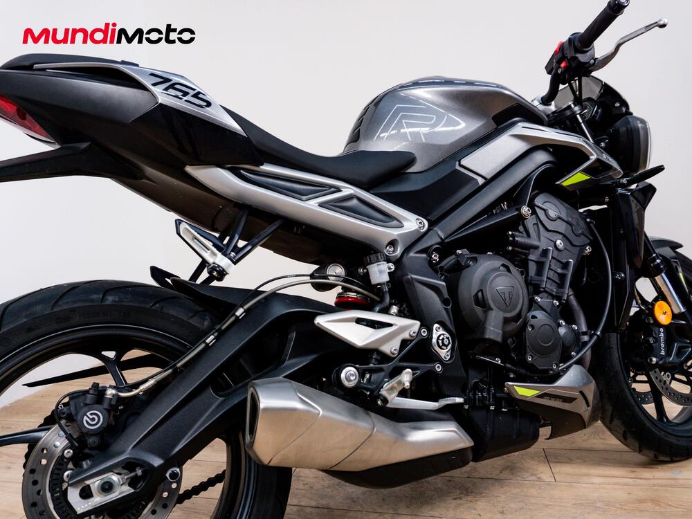 Triumph Street Triple 765 R (2023 - 26) (4)
