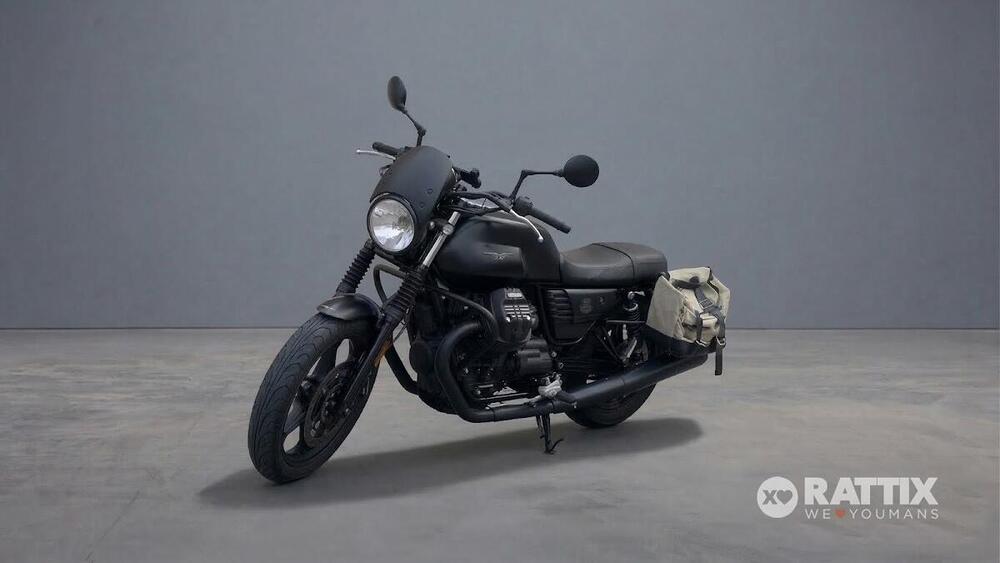 Moto Guzzi V7 III Special (2017 - 20) (2)