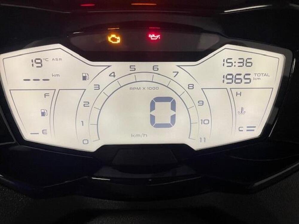 Piaggio MP3 310 Sport (2025 - 26) (5)