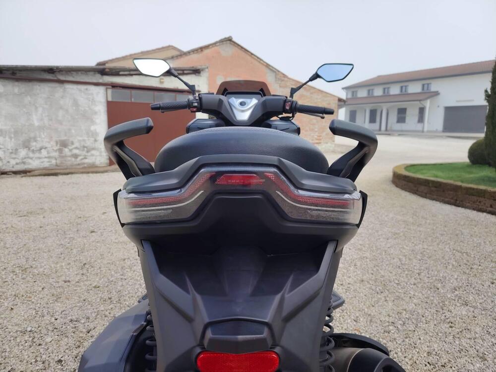 Voge Sfida SR4 MAX (2024 - 26) (7)