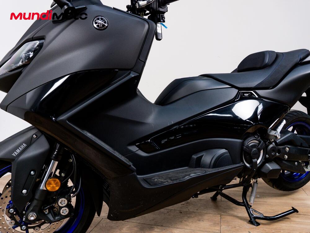Yamaha T-Max 560 Tech Max (2025 - 26) (9)