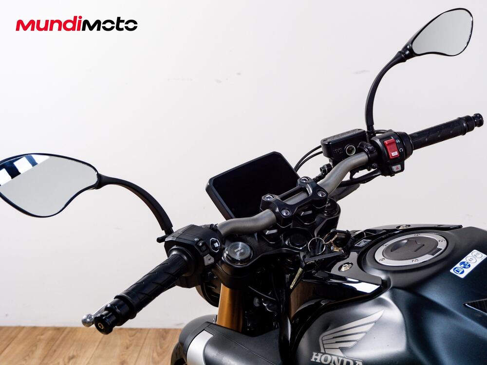 Honda CB 650 R E-Clutch (2024 - 26) (11)