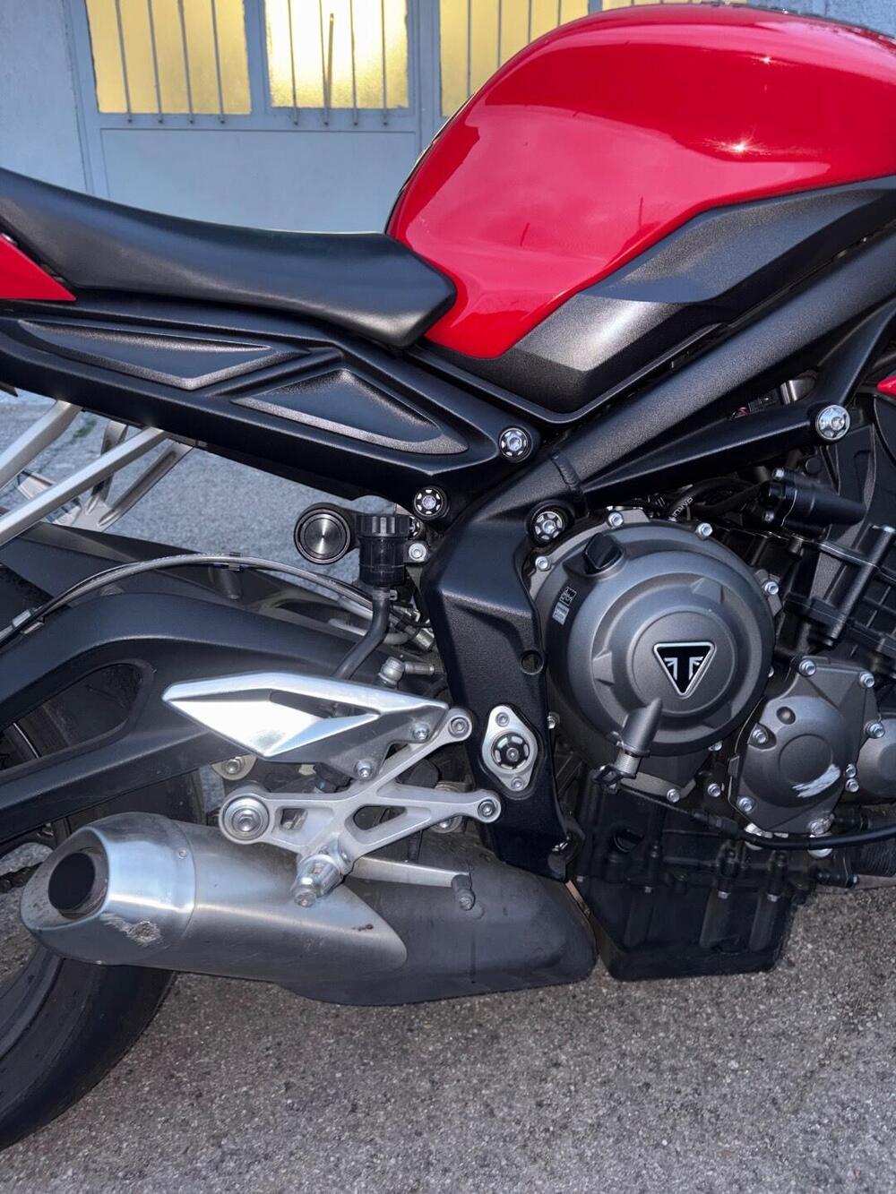 Triumph Street Triple S (2017 - 19) (5)