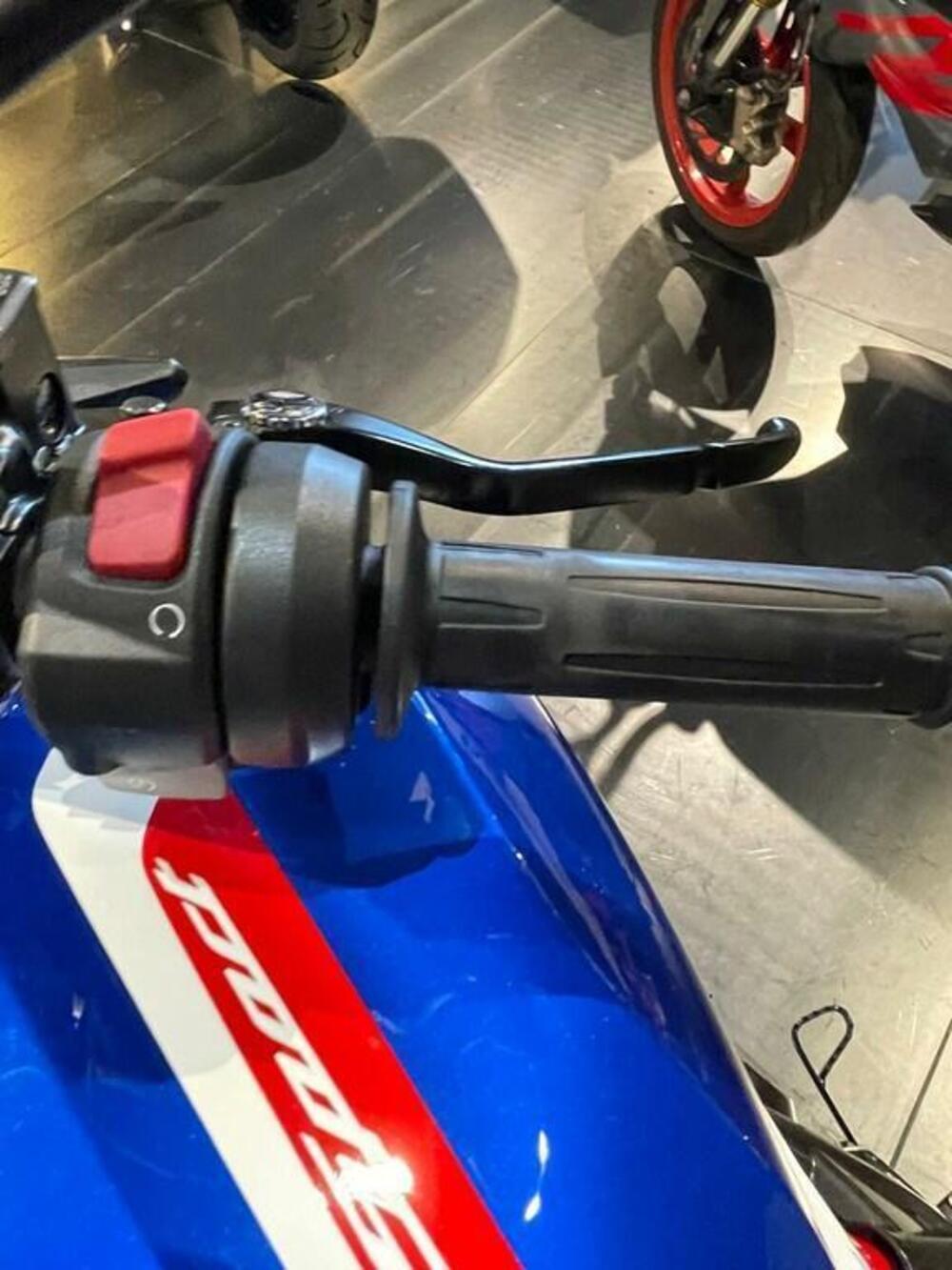 Bmw G 310 R (2021 - 25) (2)