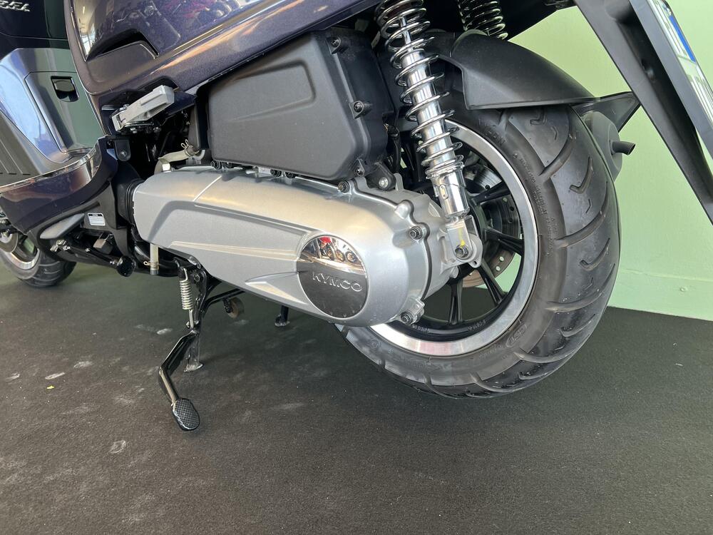 Kymco Like 125 Sport (2021 - 25) (16)