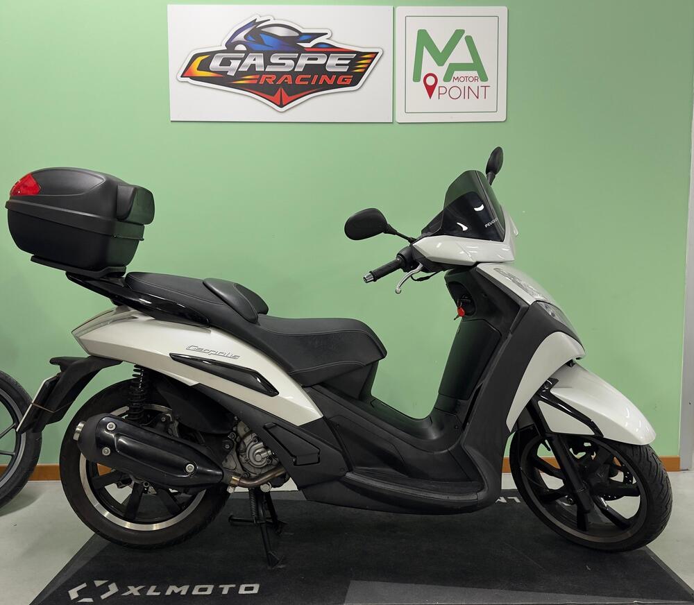 Peugeot Geopolis 300 (2013 -15)