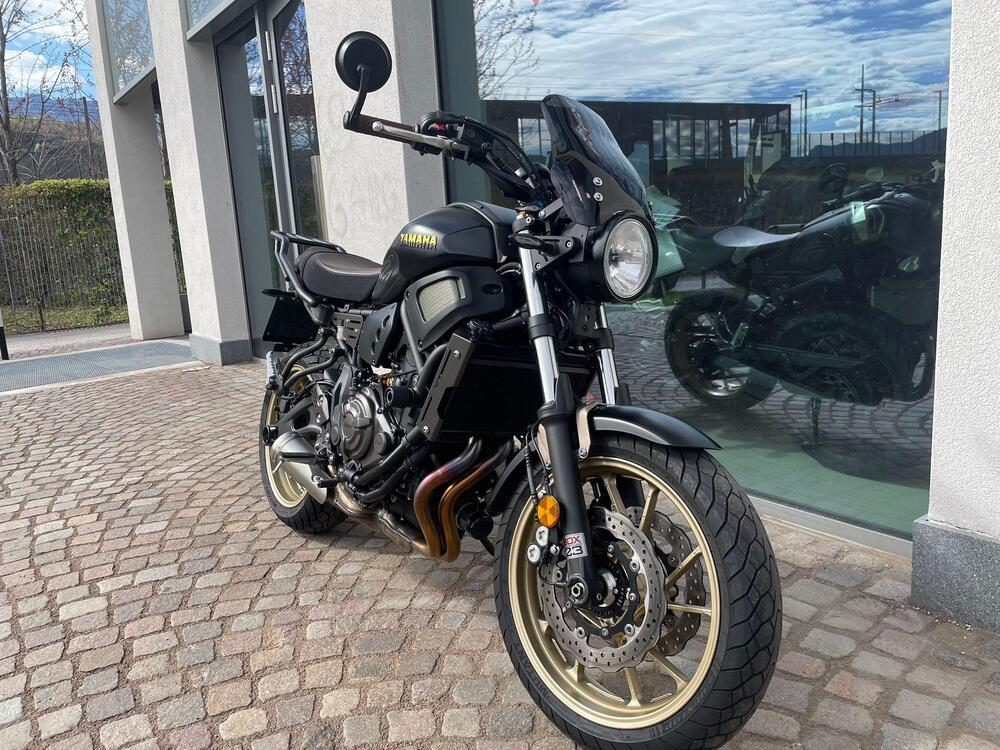 Yamaha XSR 700 ABS (2016 - 20) (11)