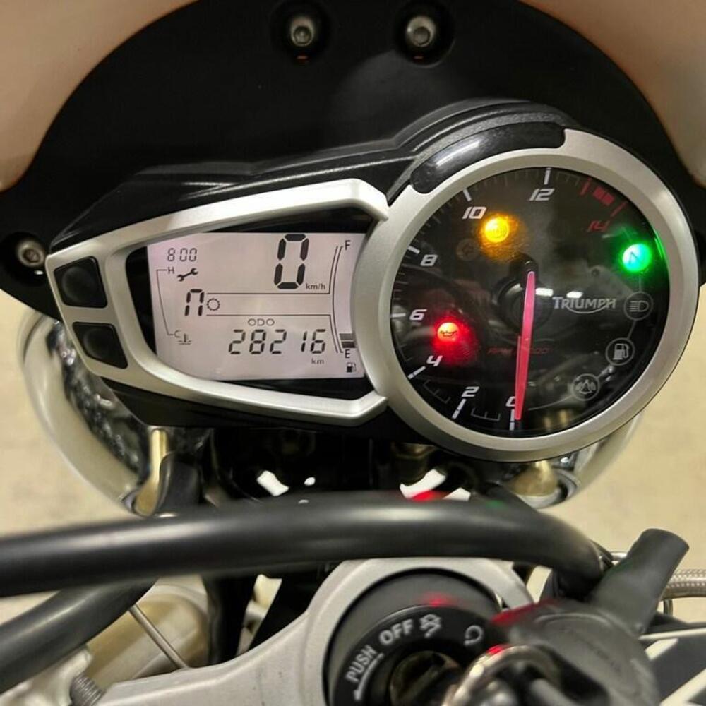 Triumph Street Triple ABS (2013 - 17) (5)